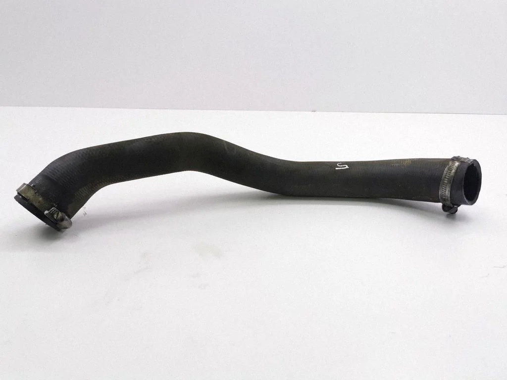 Intercooler hose/pipe