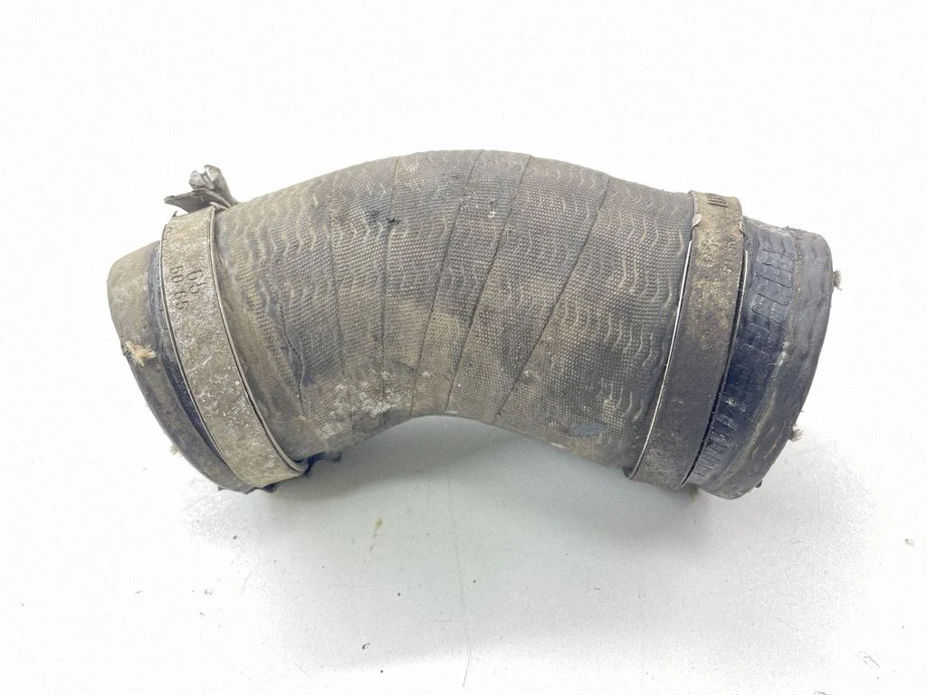 Intercooler hose/pipe