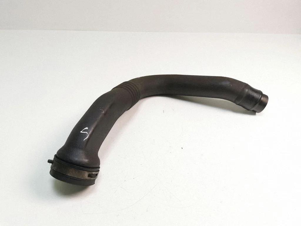 Intercooler hose/pipe