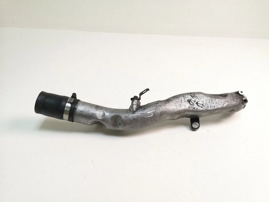 Intercooler hose/pipe