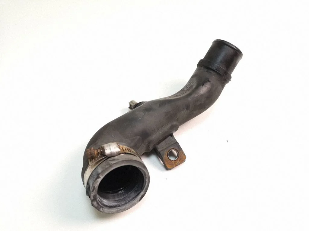 Intercooler hose/pipe 173620R030