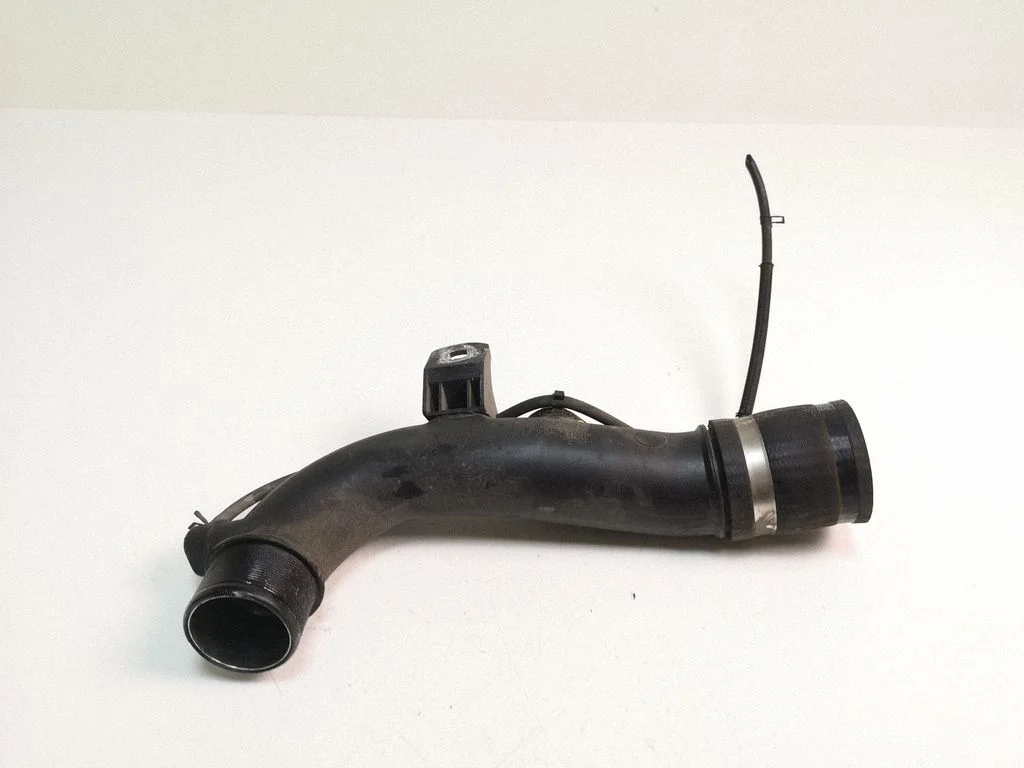 Intercooler hose/pipe 173620R011