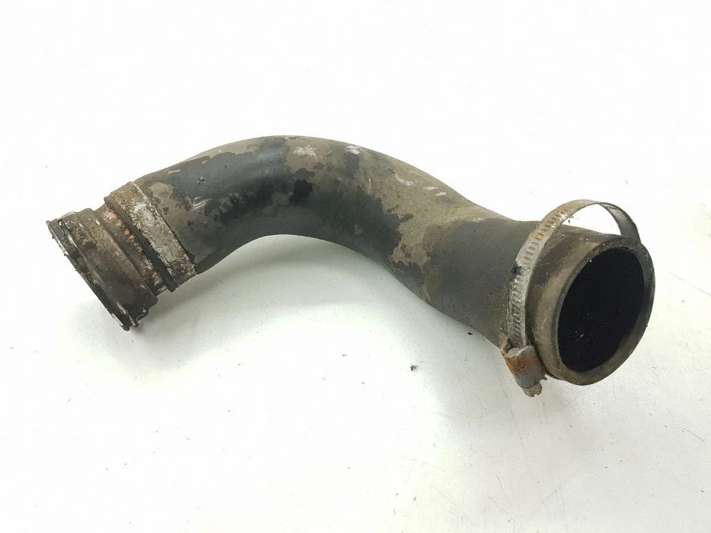 Intercooler hose/pipe