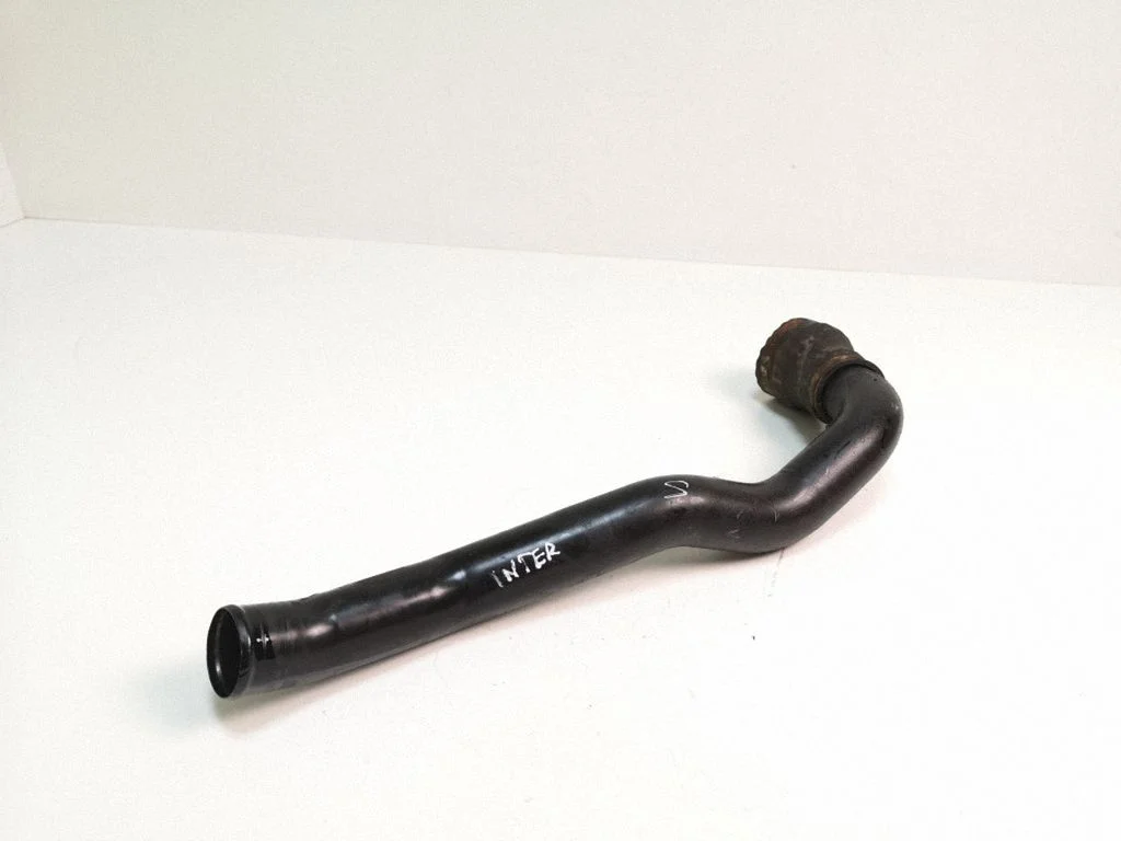 Intercooler hose/pipe