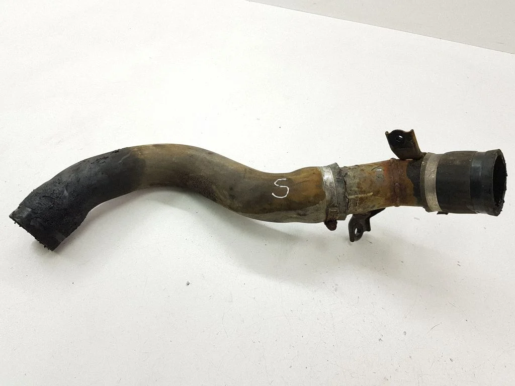 Intercooler hose/pipe 14064B