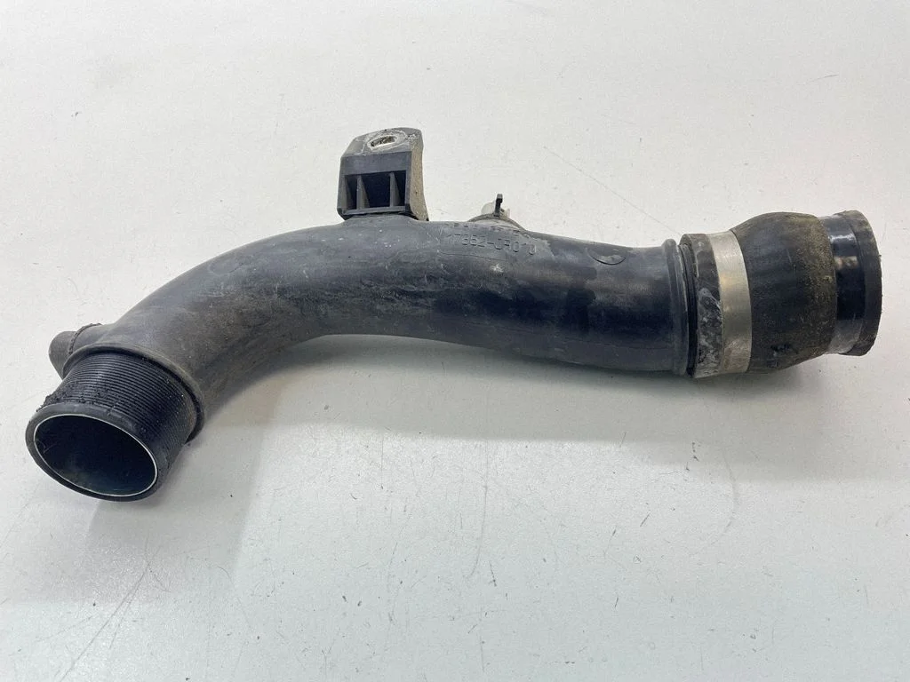 Intercooler hose/pipe 173620R010