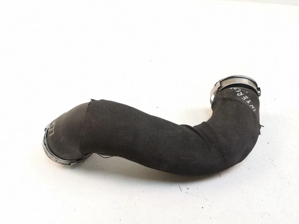 Intercooler hose/pipe 8K0145709E