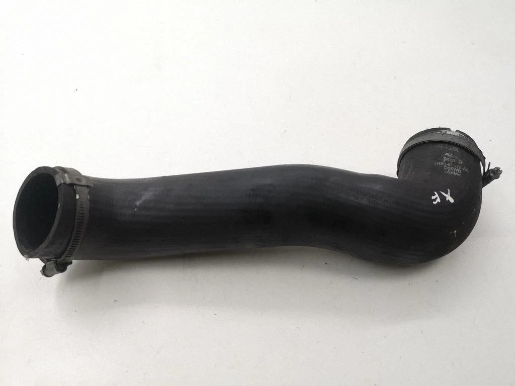 Intercooler hose/pipe 4R836F072AC