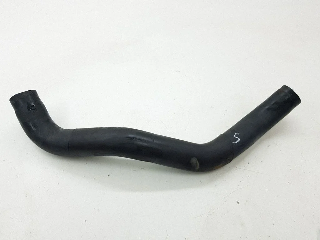 Intercooler hose/pipe