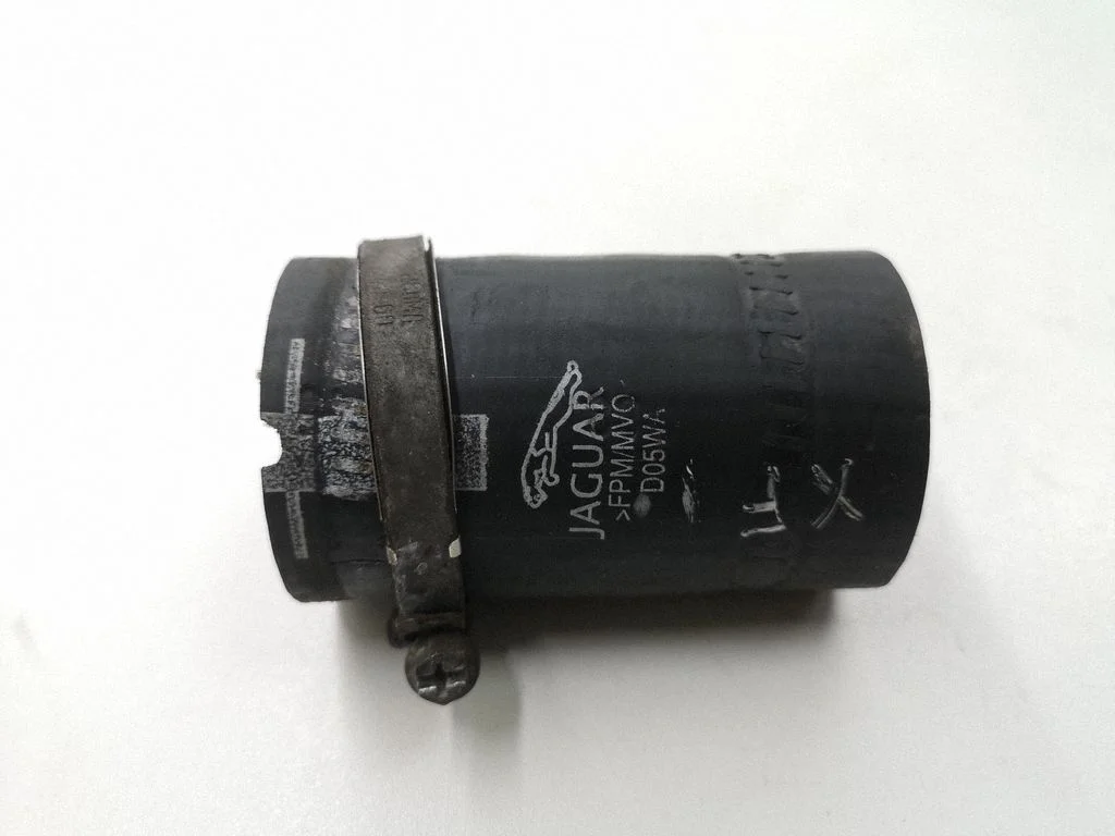 Intercooler hose/pipe