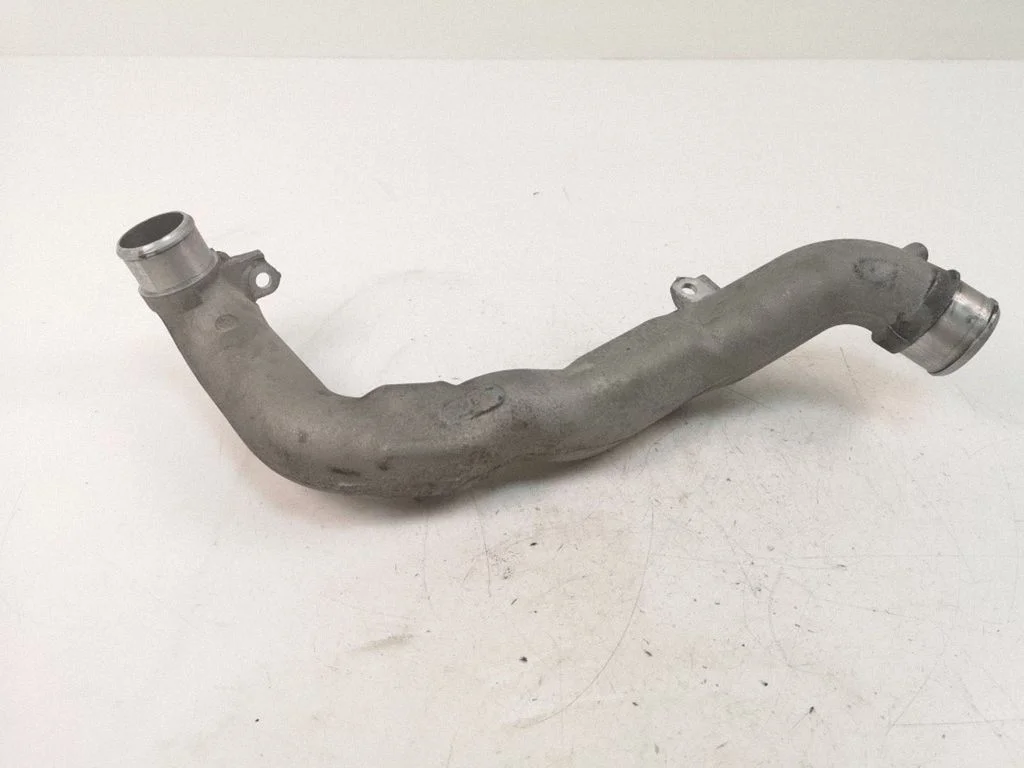Intercooler hose/pipe