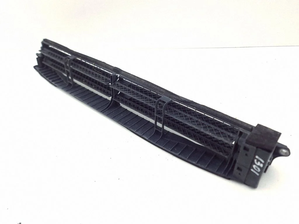 Intercooler air guide/duct channel