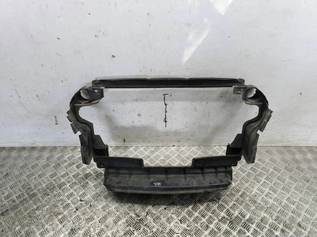 Intercooler air guide/duct channel