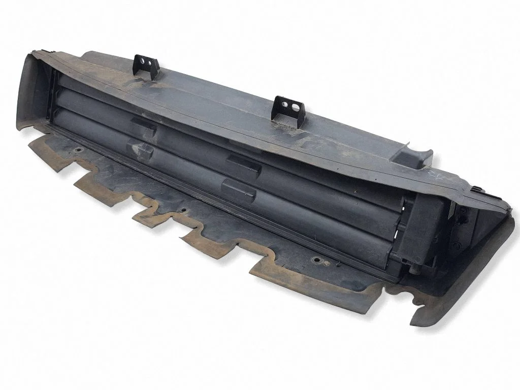 Intercooler air guide/duct channel N9X28A303A