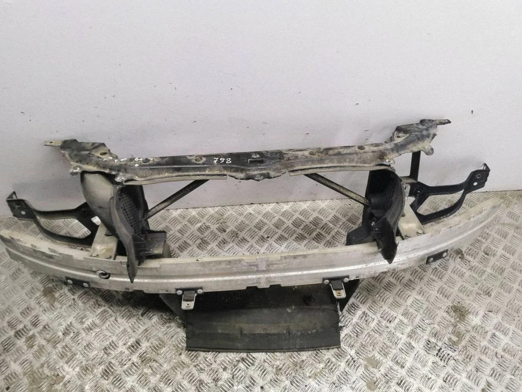Radiator support slam panel