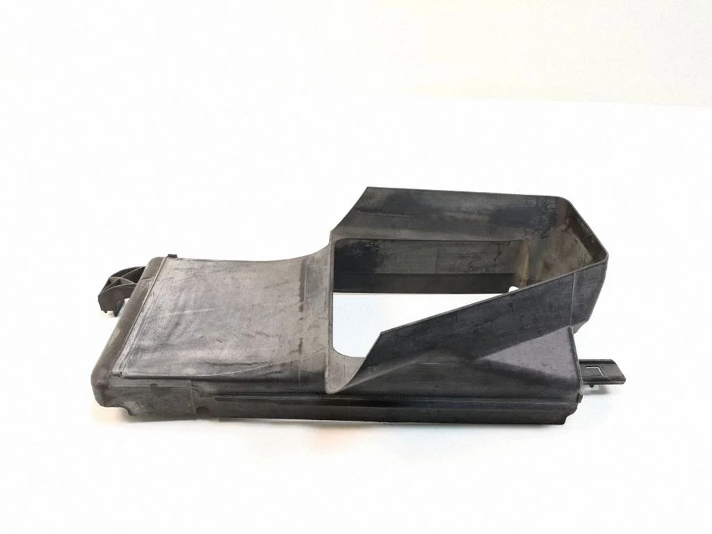 Kierownica powietrza chłodnicy BM518121AE