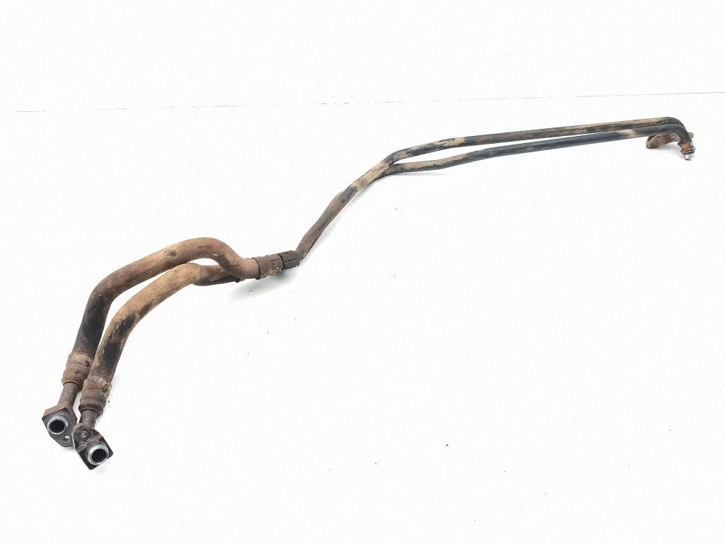 Gearbox oil cooler pipe/hose
