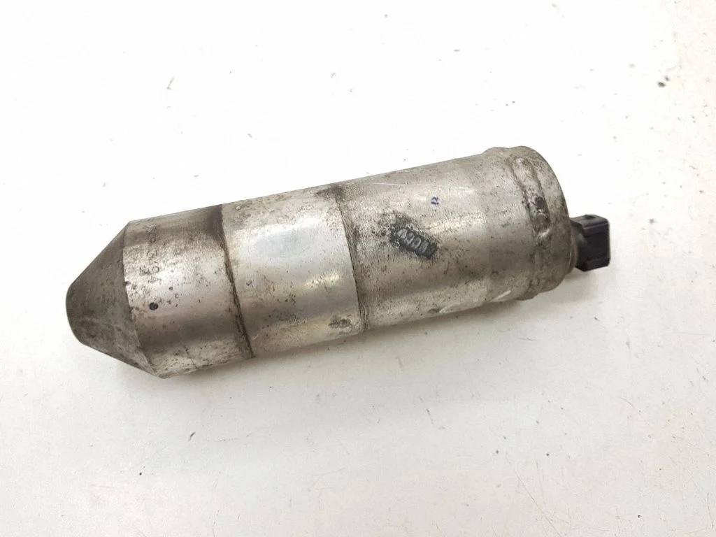 Air conditioning (A/C) air dryer 134P3494