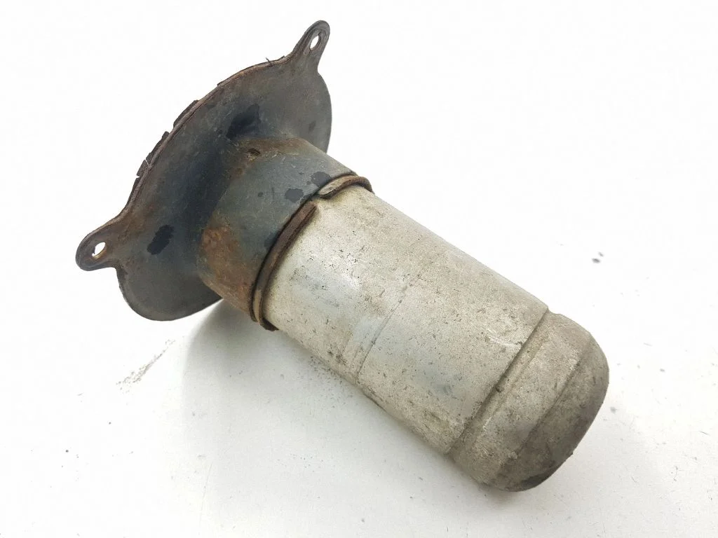 Air conditioning (A/C) air dryer 8379523