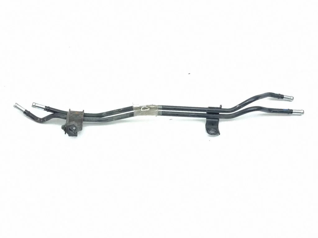Gearbox oil cooler pipe/hose