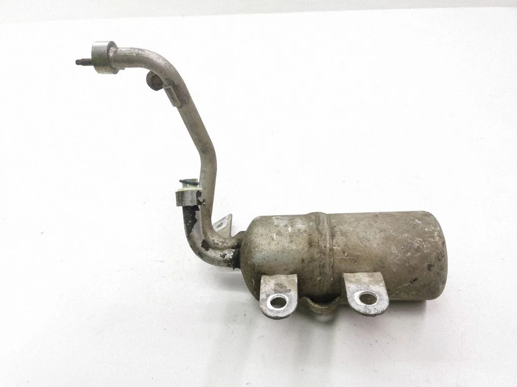 Air conditioning (A/C) air dryer – Ford Focus C-MAX (2003-2010)