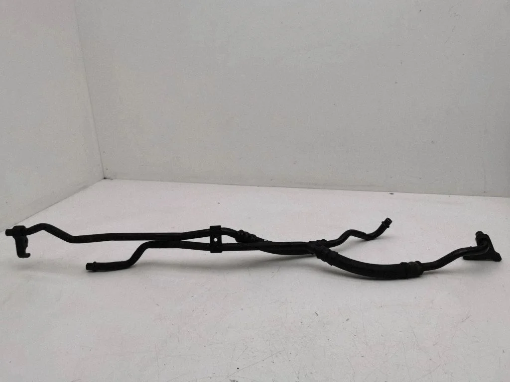 Gearbox oil cooler pipe/hose