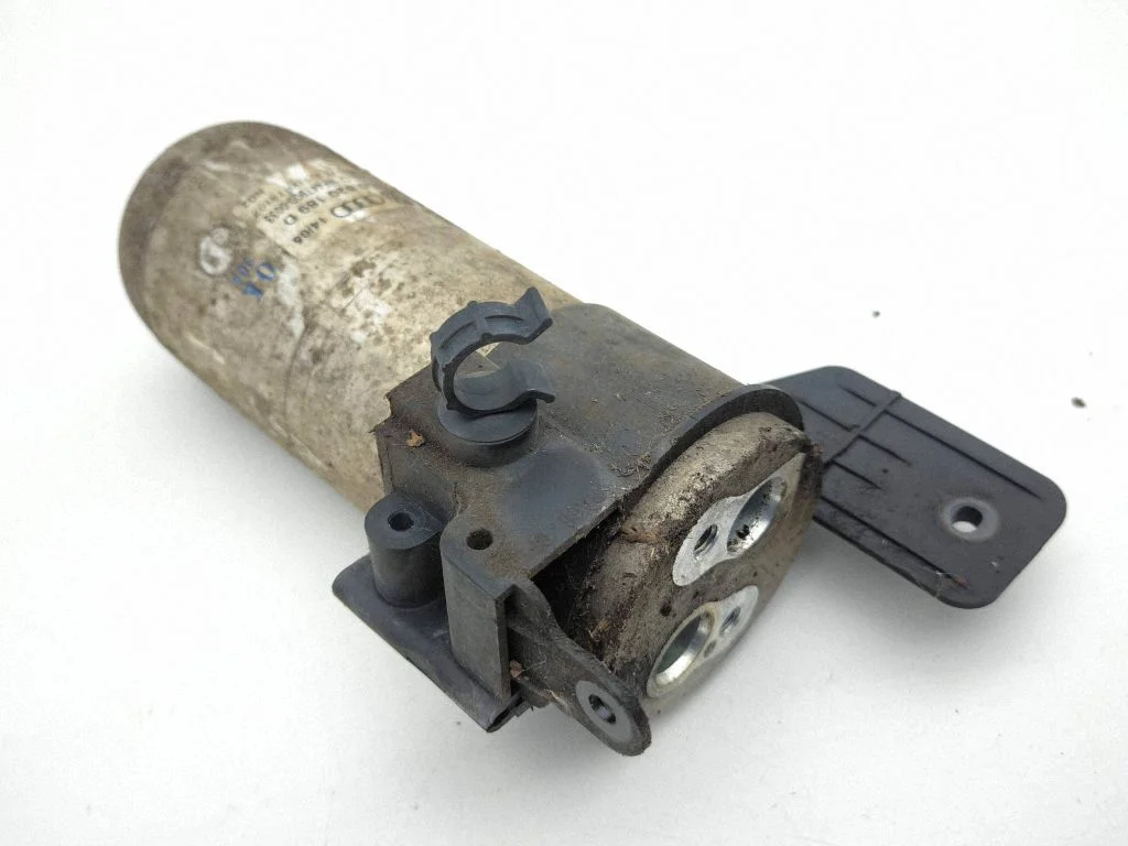 Air conditioning (A/C) air dryer 3D0820189D