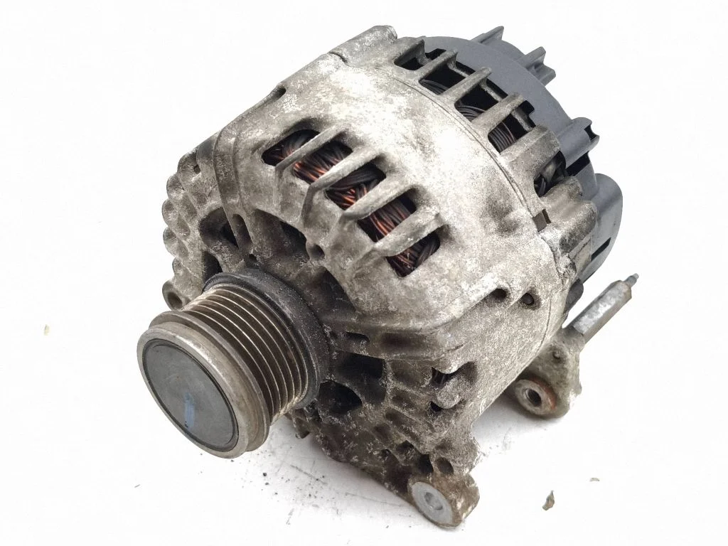 Alternator 04L903021D