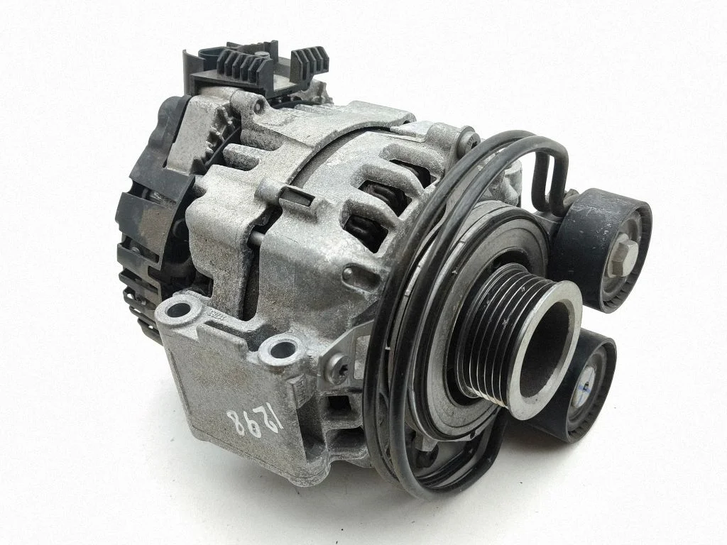 Generaator 06L903018G