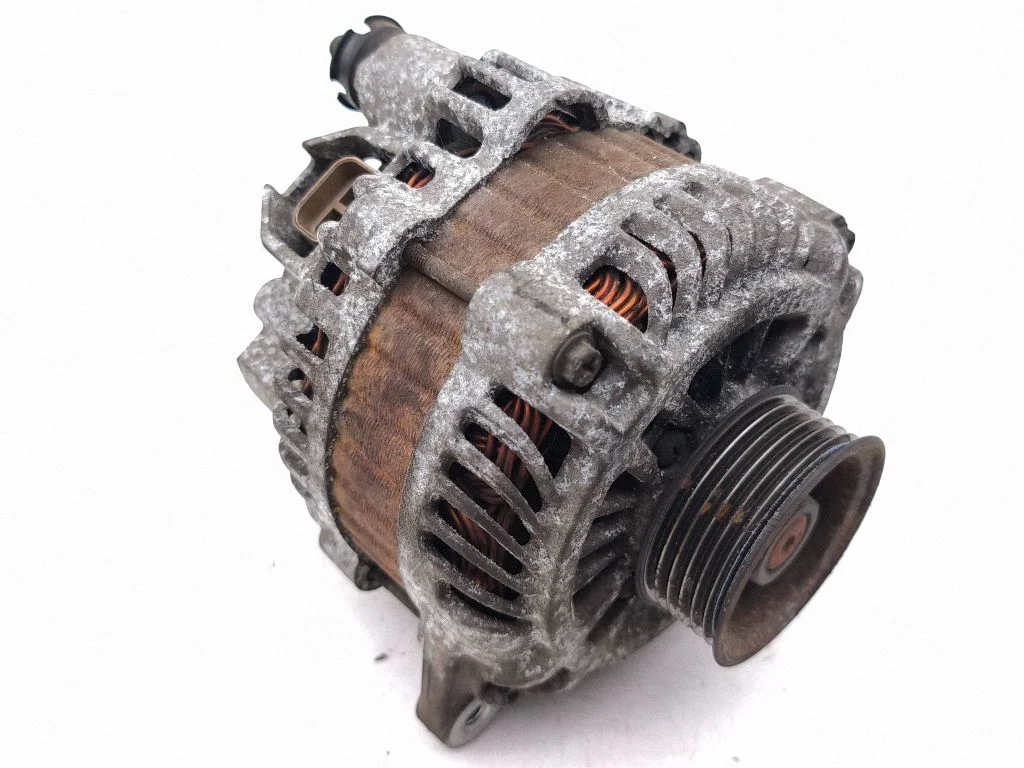 Generator/alternator 23100CD010