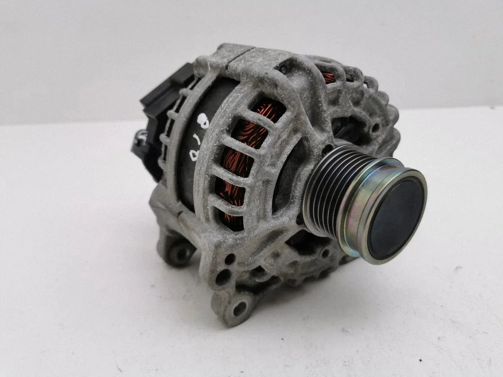 Generator/alternator 05E903027A