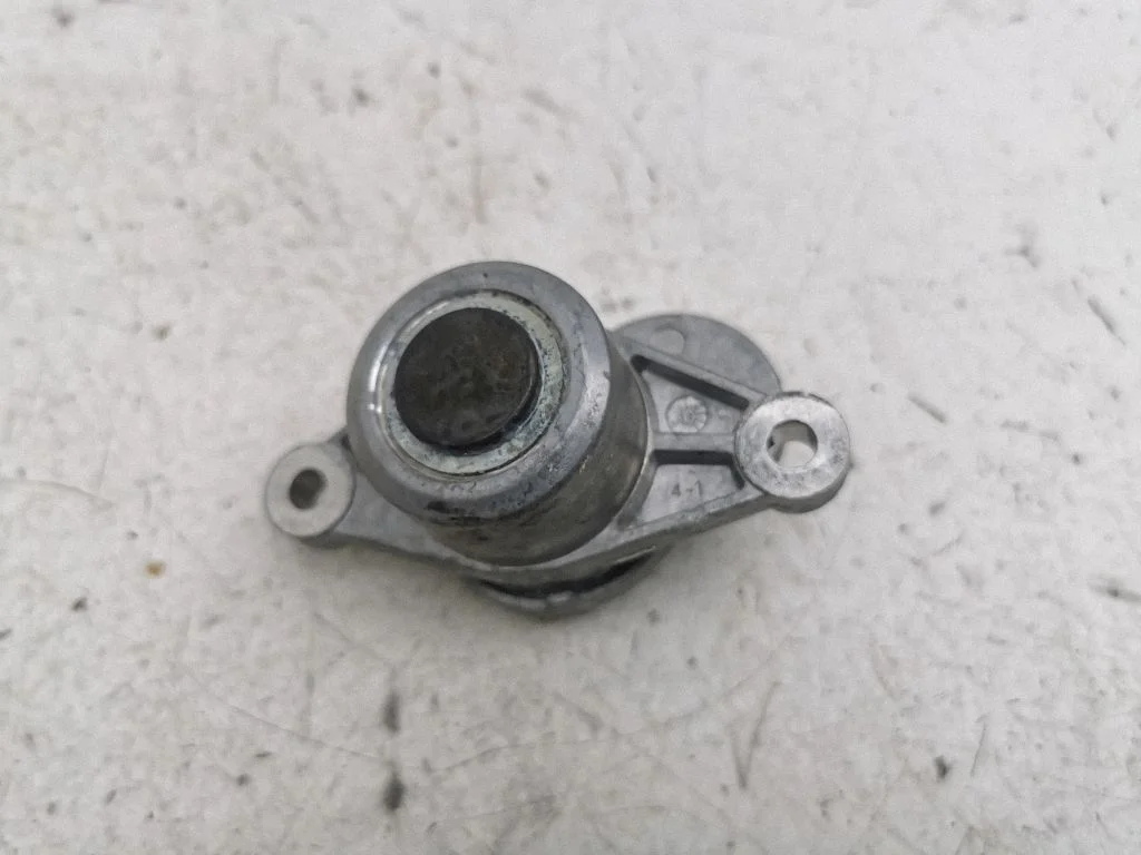 Napinacz paska E5083A121580G