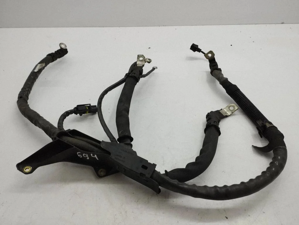 Wires (generator/alternator) – Mercedes-Benz E-Class W213 (2016-)