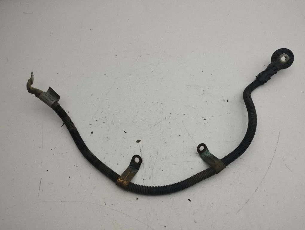 Wires (generator/alternator) – Mercedes-Benz E-Class W211 (2002-2009)