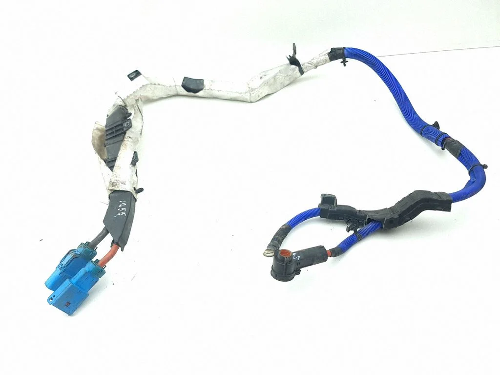 Wires (generator/alternator) K8D214A390DB