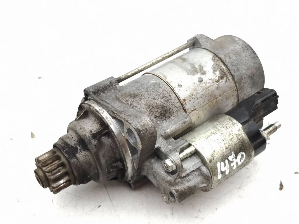 Rozrusznik 02M911024B