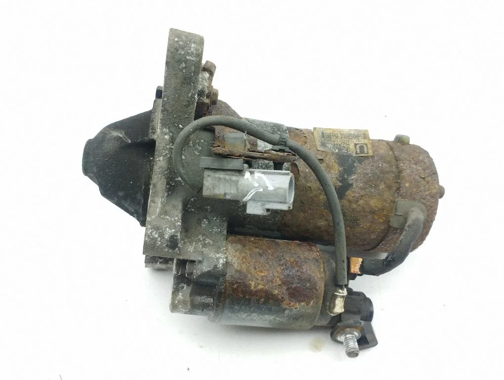 Starter motor M001T30971