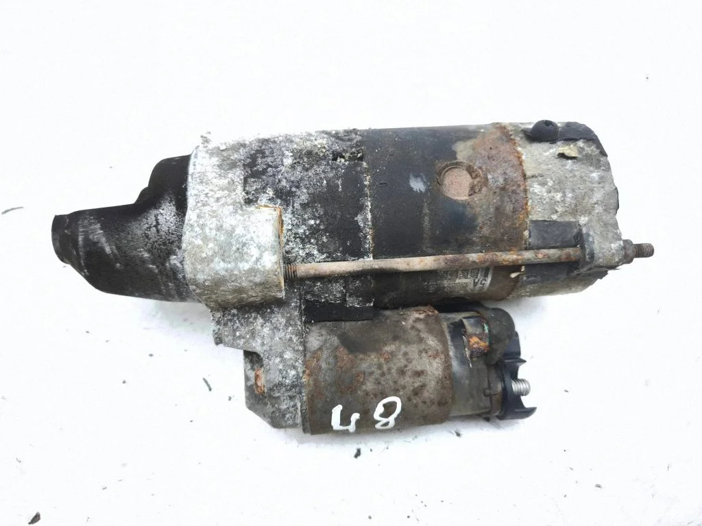 Starter motor M002T85871