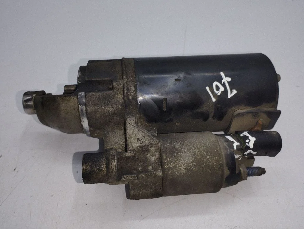 Starter motor 059911021G