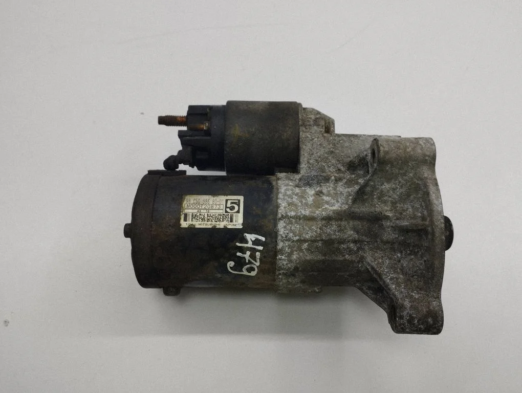 Starter motor M000T20873