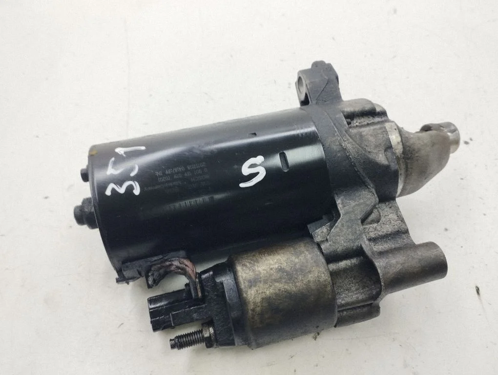Starter motor 03L911021E