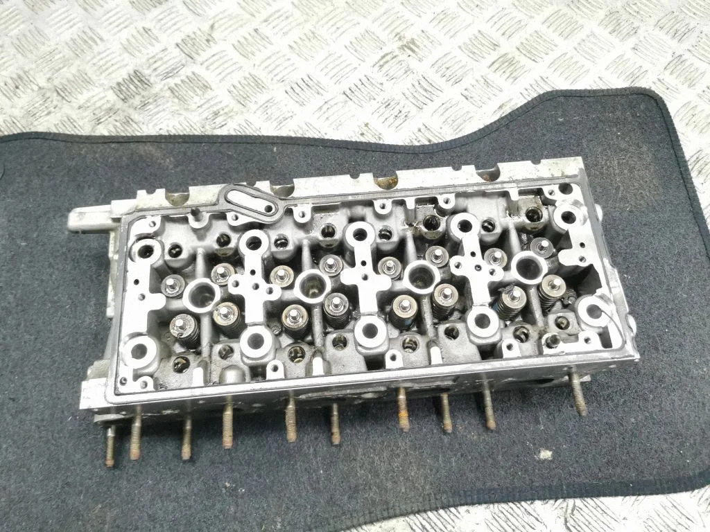 Engine head 04L103373E