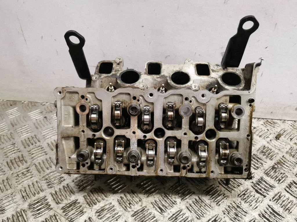 Engine head 0593AP
