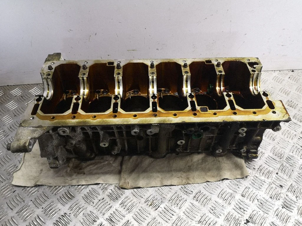 Engine block – Volvo XC90 (2003-2006)