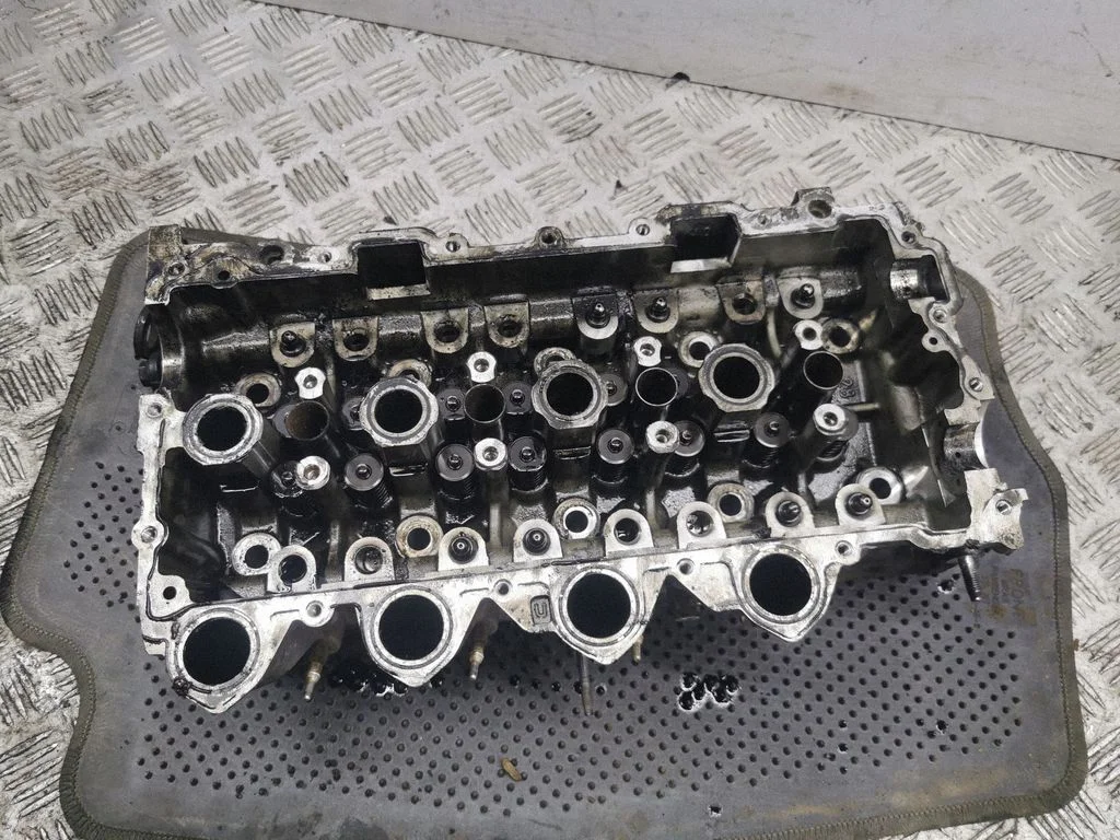 Engine head