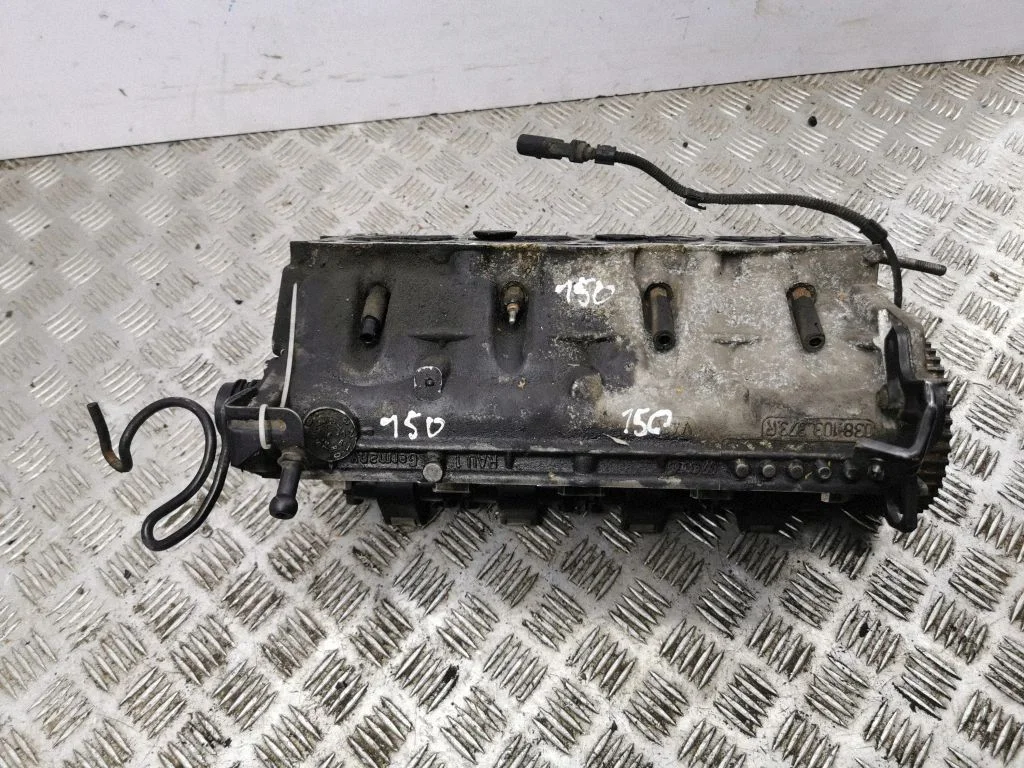 Engine head 038103373R