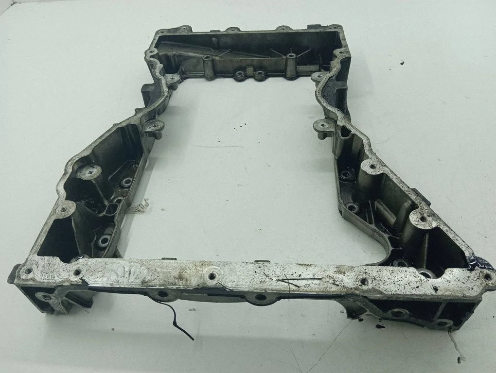 Oil sump – Mercedes-Benz E-Class W212 (2009-2016)