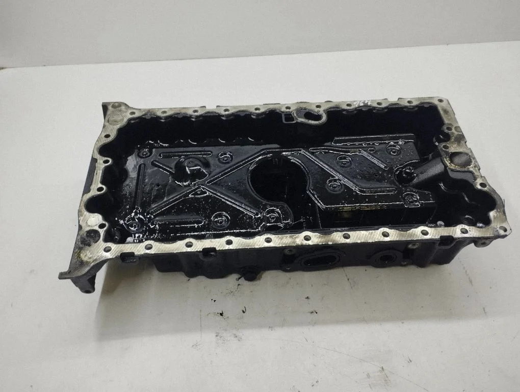 Oil sump 30713677