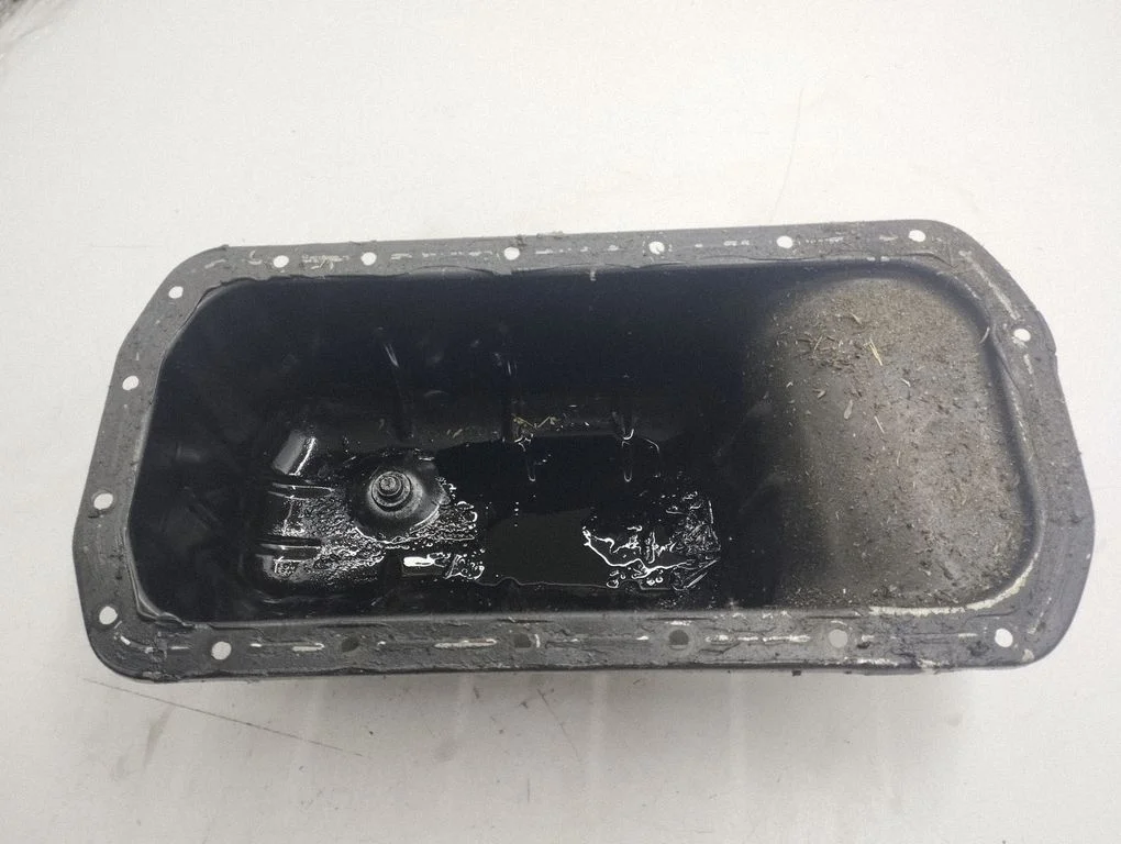 Oil sump