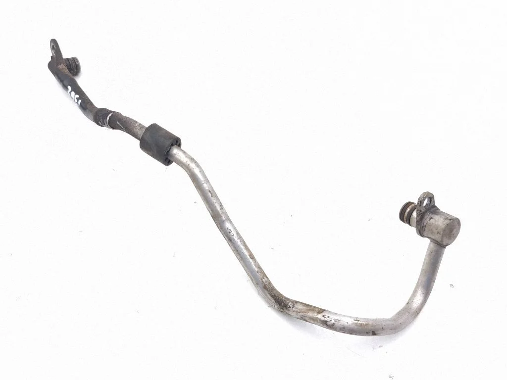 Coolant pipe/hose